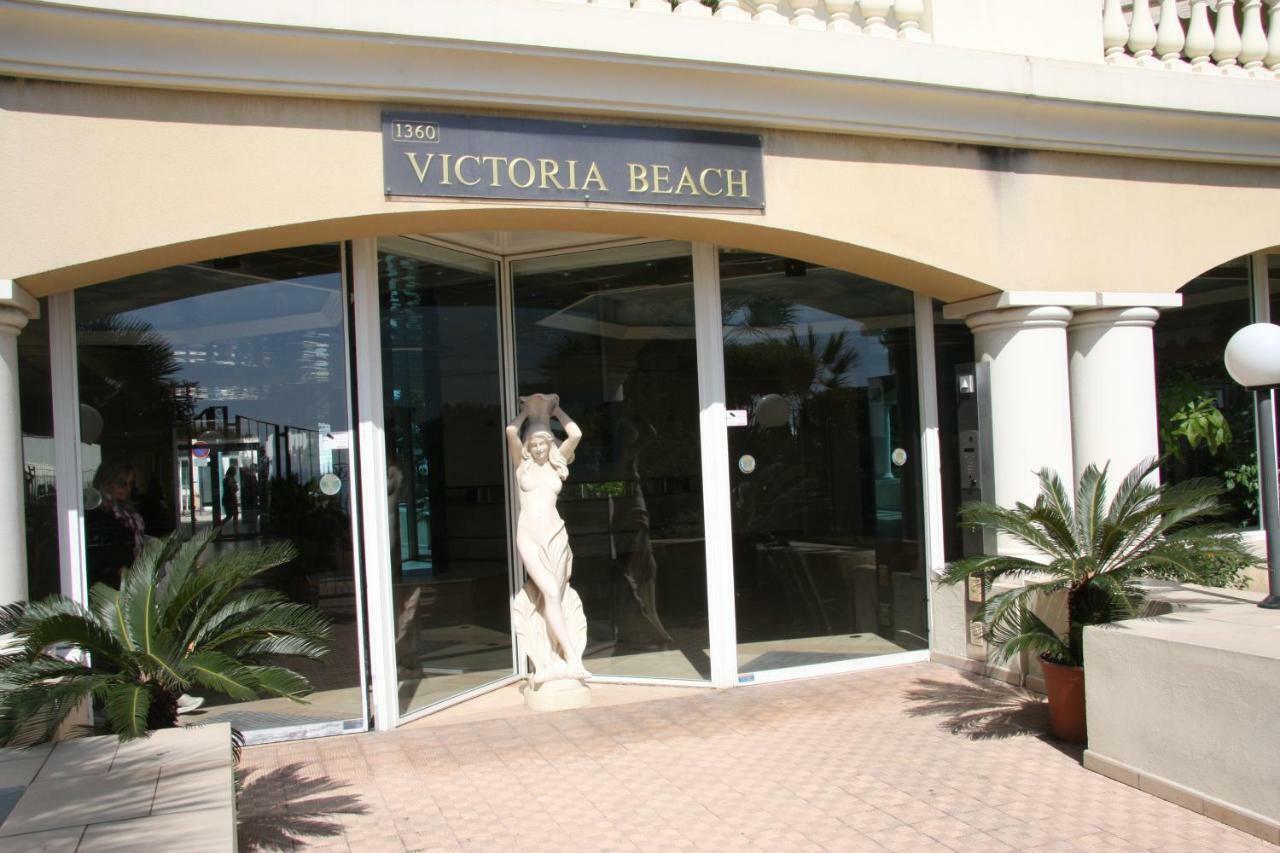 Sharon In Victoria Menton